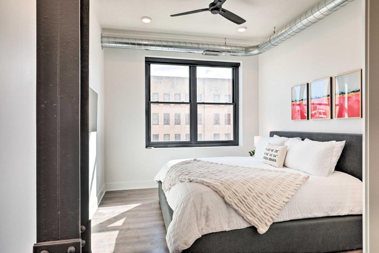 Downtown Lincoln Loft Apartment - New Remodel! エクステリア 写真